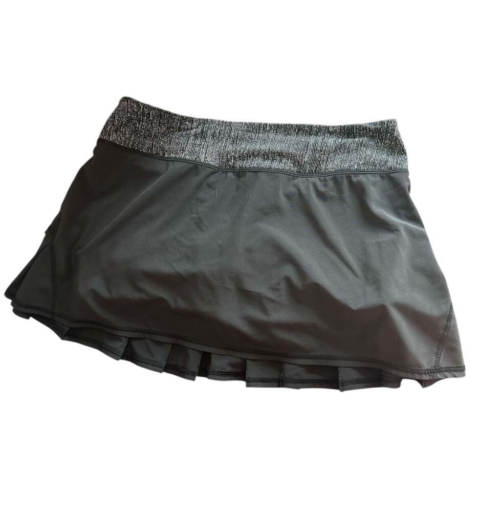 LuluLemon Black Pleated Athletica Skirt Skort size 6